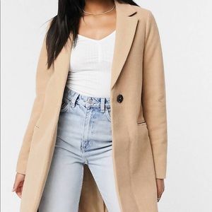 Tailored coat in Camel